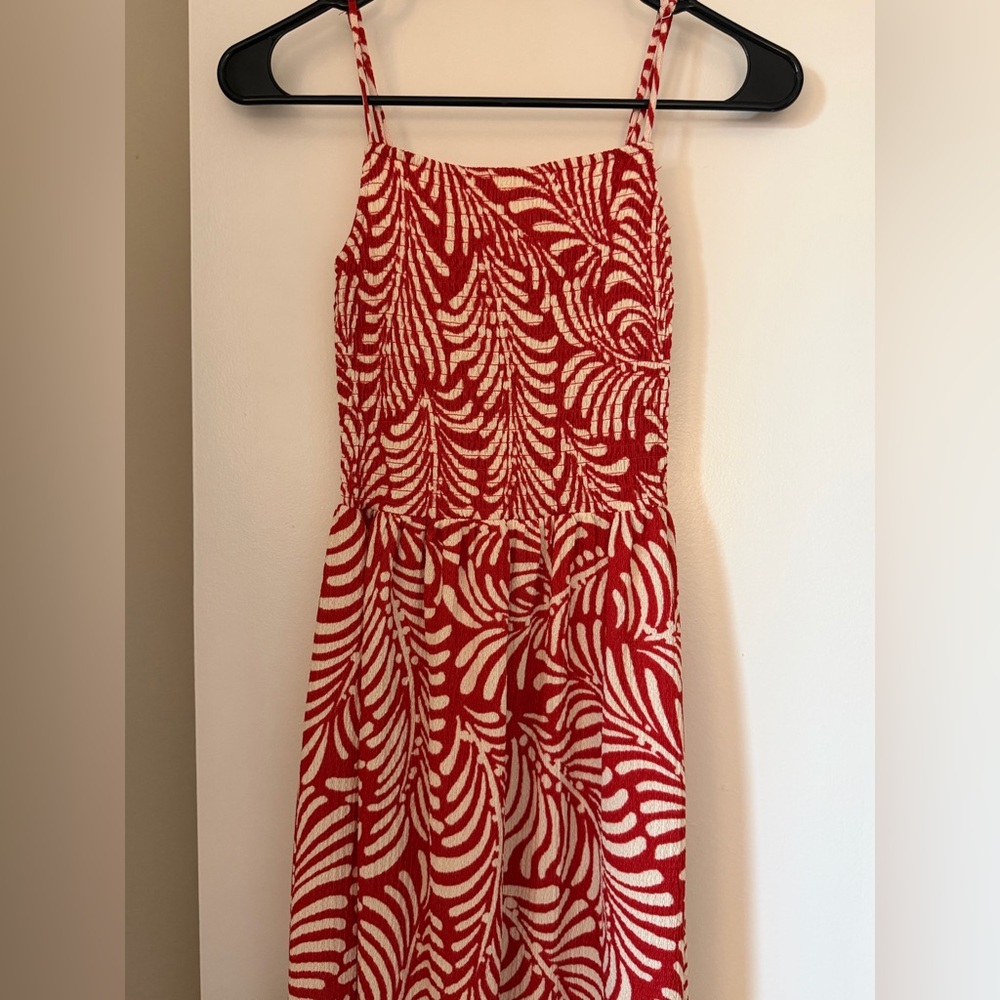 Red and White Patterned Sleeveless Midi Dress